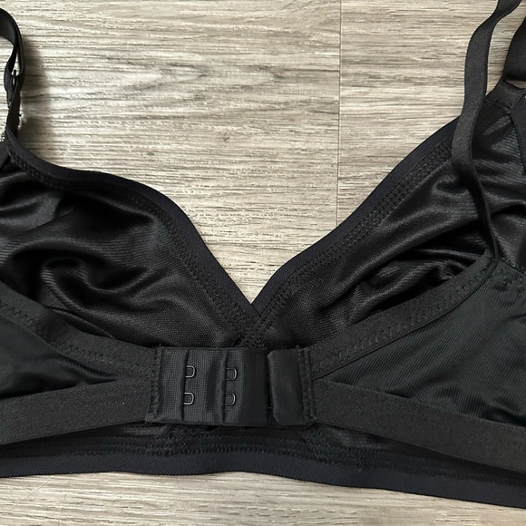 BNWT| Lingerie Set - Picture 4 of 8